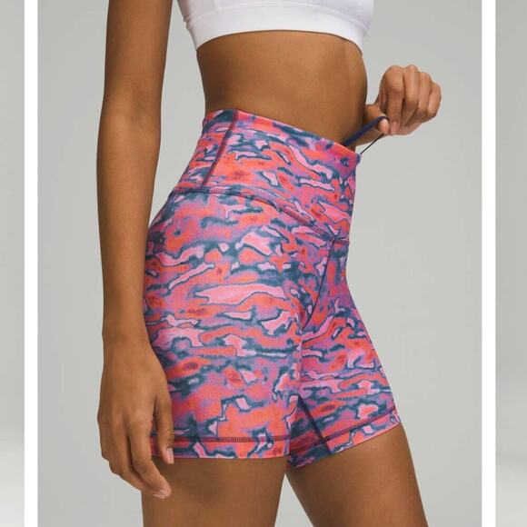 Lululemon Wunder Train High-Rise Shorts 6" in Chroma Clash Multi - Picture 2 of 11